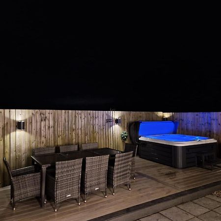 No 1 The Paddock - Spacious Holiday Home With A Hot Tub Bude Zewnętrze zdjęcie
