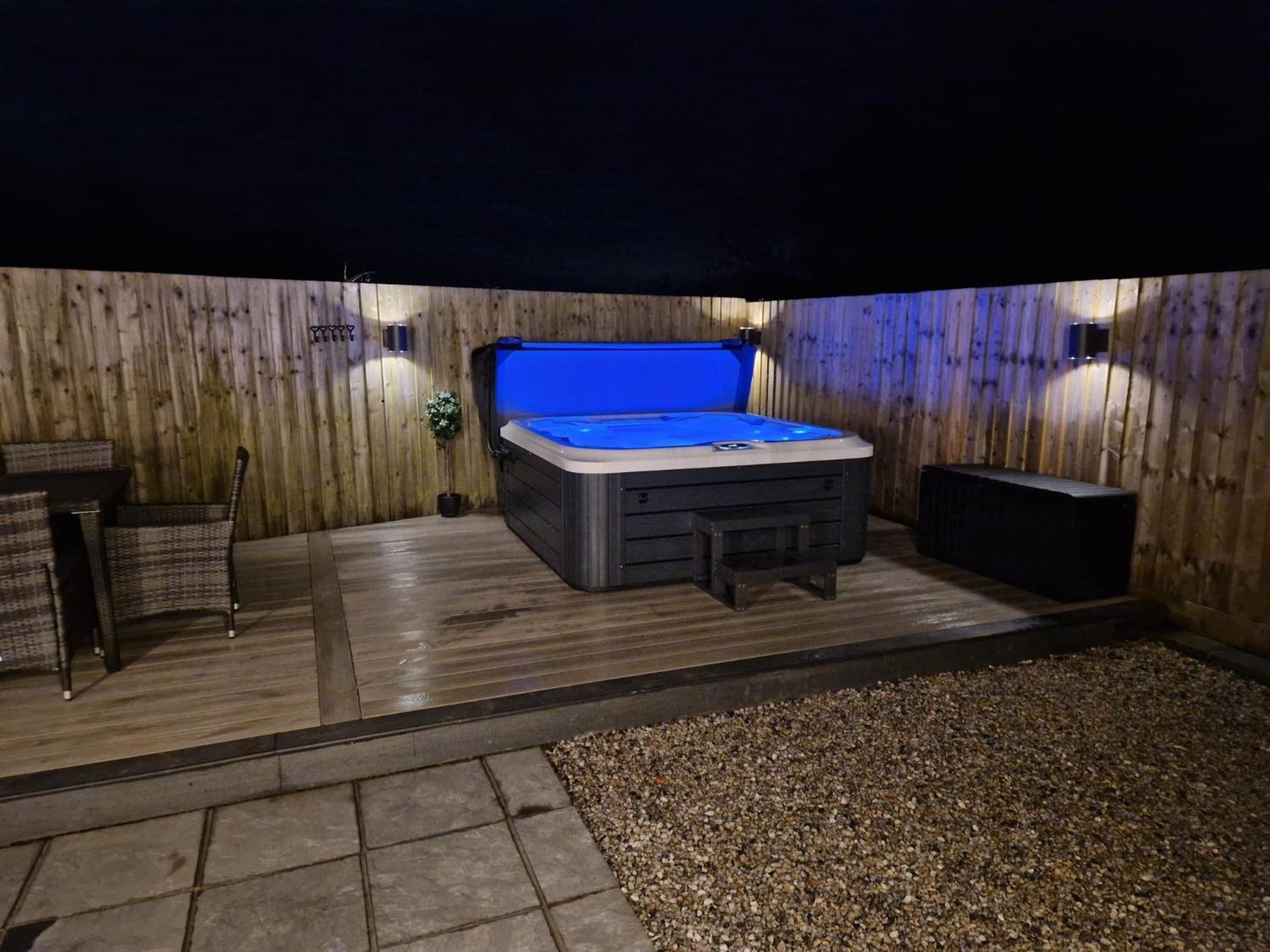 No 1 The Paddock - Spacious Holiday Home With A Hot Tub Bude Zewnętrze zdjęcie